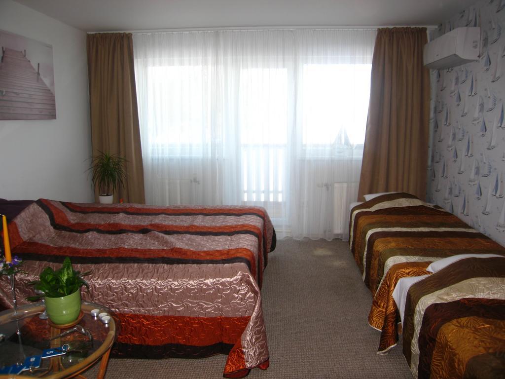 Doberani Rannamaja Hotel Valgeranna Exterior photo